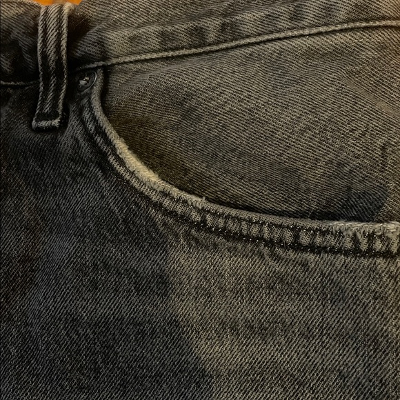 Agolde Women's Faded Black Wash Cut Off Distressed Jean Dee Shorts 33 - Picture 5 of 8